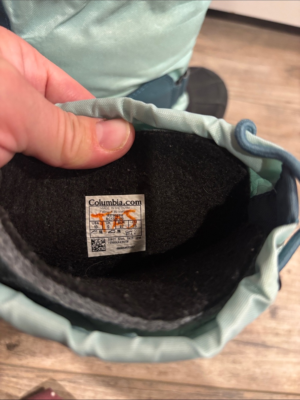 Columbia Kids Winter Snow Boots - Mint Green and Black - Picture 6 of 7